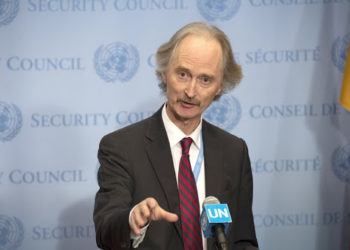 لماذا تتمسك واشنطن باللجنة الدستورية وتهاجمها؟!