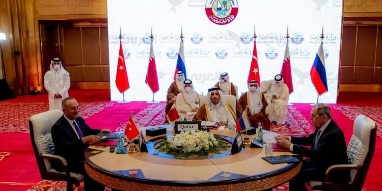 اجتماع الدوحة: عمودياً على طريق إيران