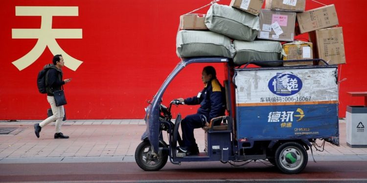 الصين تقضي على أخطر فيروس في التاريخ… “التنين” ونبوءة ماكس فيبر!