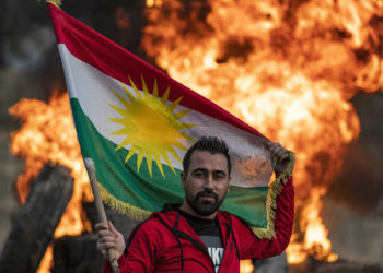 الوساطة الروسية تؤتي «ثمارها»… «قسد» تستأنف توريد النفط للنظام السوري