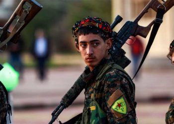 إضراب أكبر مدرستين في الرقة السورية    احتجاجاً على فرض «قسد» التجنيد الإجباري واعتقال المعلمين