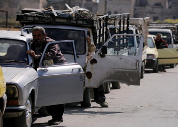 سورية تعتزم ترشيد توزيع الوقود مع تأخر الشحنات بسبب إغلاق قناة السويس