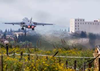 سورية: روسيا تجري مناورات جوية وبحرية مشتركة في قاعدة حميميم