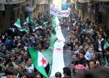 في الذكرى العاشرة للثورة المستمرة