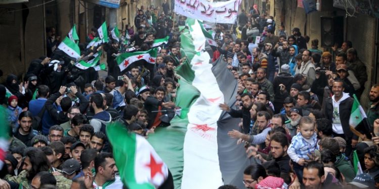 في الذكرى العاشرة للثورة المستمرة