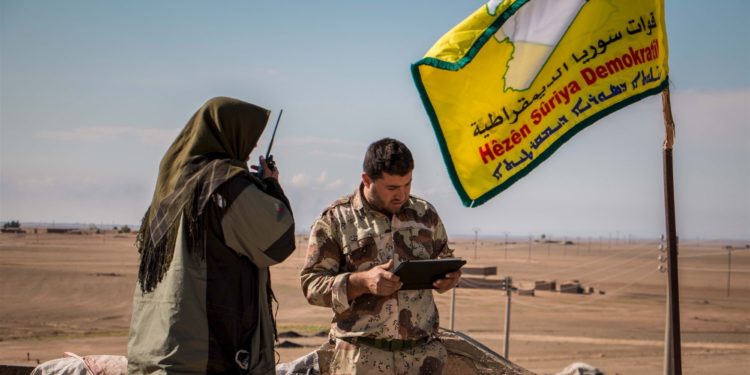 “الإدارة الذاتية” تفرض ضرائب على سكان شمال وشرق سورية وتعفي العسكريين
