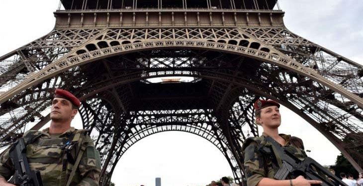 العسكر في الديمقراطيات الغربية: رهاب جنرالات فرنسا