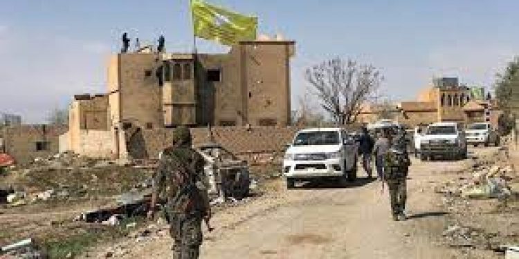 خسائر بشرية لـ«قسد»       في هجمات لتنظيم «الدولة» على مواقع عسكرية لها في دير الزور