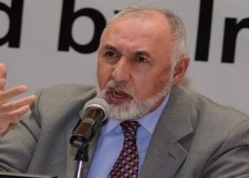 محمد خليفة الذي لا أعرفه