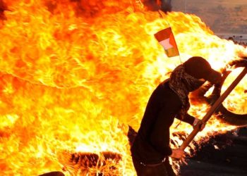 أوساط المعارضة السورية تتفق على دعم الفلسطينيين…                      رغم انتقاد علاقة المقاومة بإيران