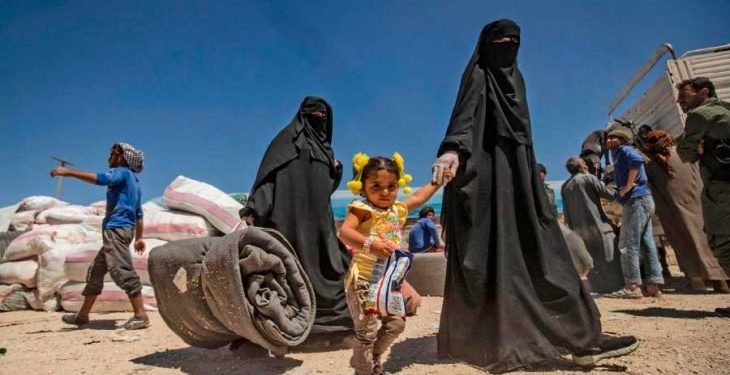 سورية: التحالف الدولي يفجر خنادق «الدولة» على الشريط الحدودي مع العراق