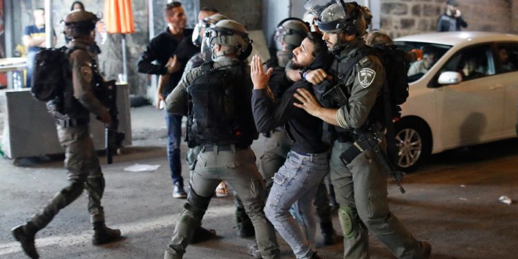 قد ماتَ فيّ من الإنسانِ ماكانا