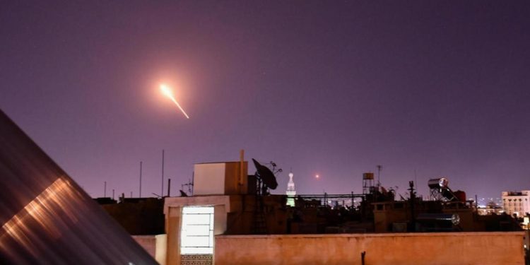 “قواعد اللعبة تتغير” في سورية.. ثلاث رسائل “إسرائيلية” للأسد