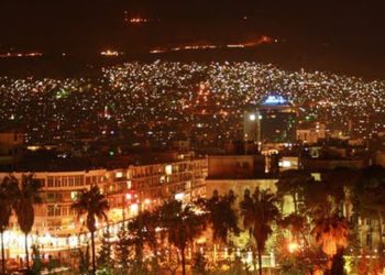 أتراكَ أدمنتَ الغيابْ