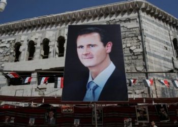 الأسد وتيوسه المستعارة