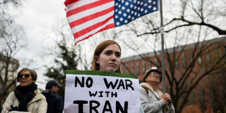 المفاوضات الأميركية-الإيرانية على وشك الانهيار..إثر إشتباك دير الزور