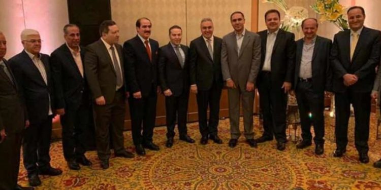 النظام يمهد لطبقة رجال أعمال جديدة عبر دمج أموال “أمراء الحرب”