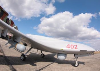 قائد سابق في الجيش الأميركي: شراء بولندا بيرقدار تركية قرار جيد للغاية