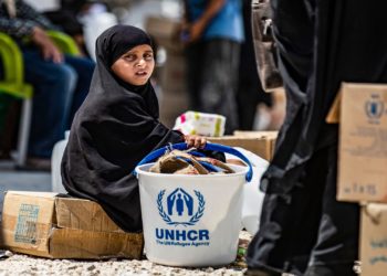 روسيا توظف المساعدات الدولية للسوريين لمحاولة تعويم النظام