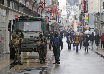 عندما أصبحت مواطنًا