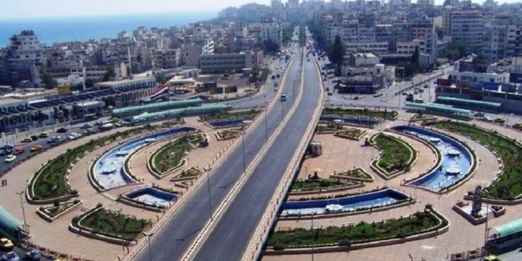 قذائف صاروخية تستهدف مسقط رأس رئيس النظام السوري في ريف اللاذقية