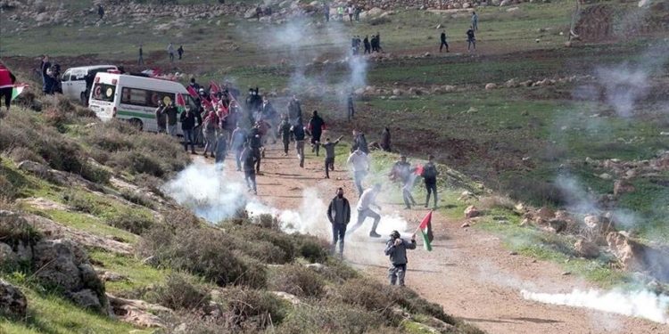 ماذا يقول الإسرائيليون عن مسؤولية تلويث الأرض في فلسطين؟