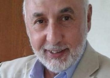 عشر صور من علاقتي بمحمد خليفة                              محطات في سيرة خاصة