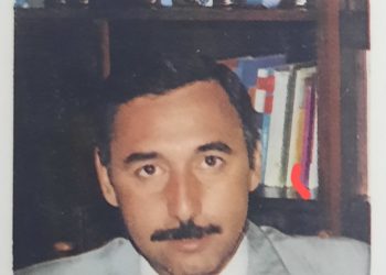 الحياة السياسية لمحمد خليفة                أكثر من نصف قرن من النضال الوطني والقومي