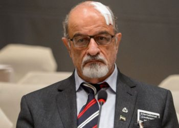 الكلام من فضة والسكوت من ذهب!