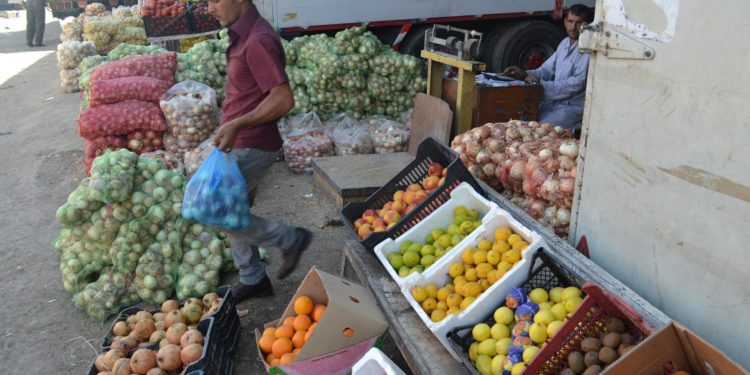 حركة الأسواق السورية تتأثر بارتفاع الحرارة والأسعار