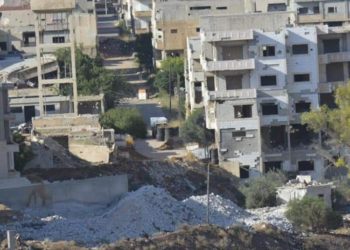 النظام السوري وروسيا يضيقان الخناق على محافظة درعا