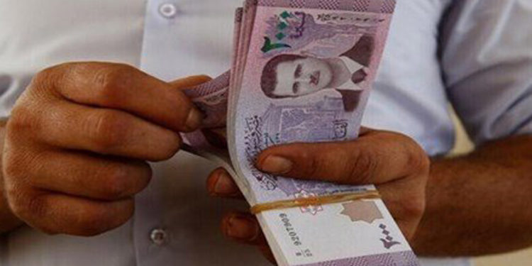 كم تبلغ ودائع السوريين في البنوك اللبنانية؟