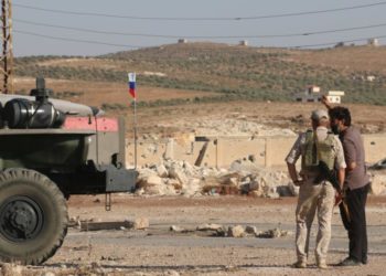 “اللواء الثامن” و”الشرطة الروسية” يدخلان الأحياء المحاصرة في درعا بهدف فض الاشتباك والتفاوض