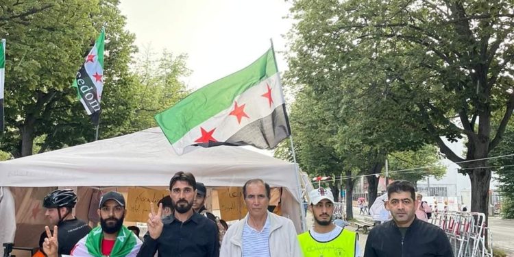 وقف العدوان وحصار درعا وإطلاق سراح المعتقلين أبرز مطالب اعتصام برلين امام سفارة بوتين