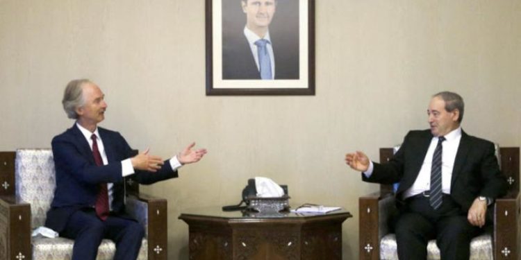 المقداد يبلغ بيدرسن أن اللجنة الدستورية «سيّدة نفسها»أعلن رفض دمشق «التدخل الخارجي»