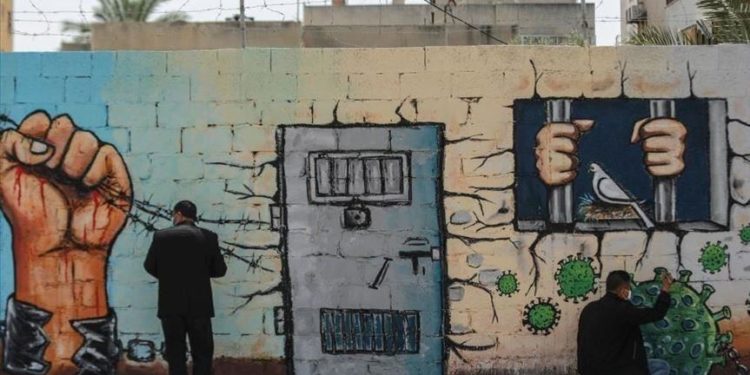 تبديد الخرافات الإسرائيلية عن الأسرى الفلسطينيين