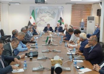 الائتلاف السوري المعارض ينتقد إعادة دول عربية علاقاتها مع النظام