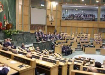 “الهوية الوطنية الجامعة” تثير مخاوف التوطين لدى الأردنيين مواطنون قلقون من أن يؤدي هذا المصطلح إلى تغييرات ديموغرافية في بلادهم