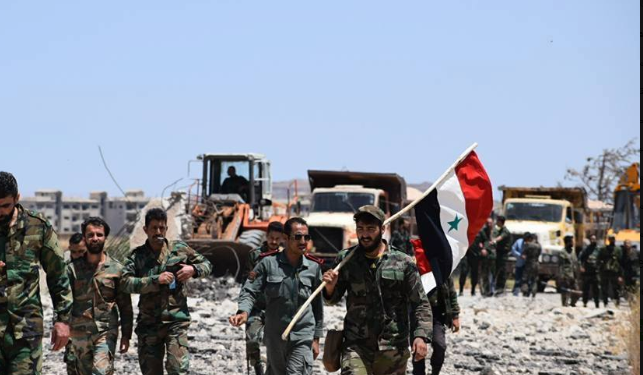 تعزيزات ضخمة لـ”النظام” نحو إدلب.. هل هناك معركة؟