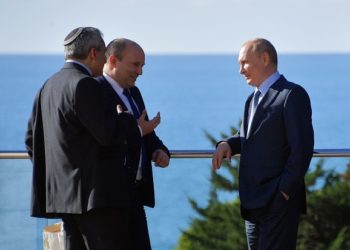 لقاء بوتين وبينت: محاولة لتخطي التباينات حول إيران وسورية