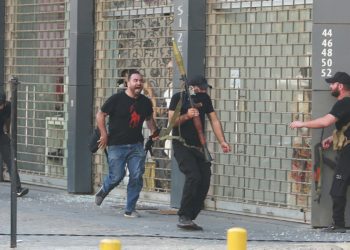 ما الذي أشعل بيروت؟