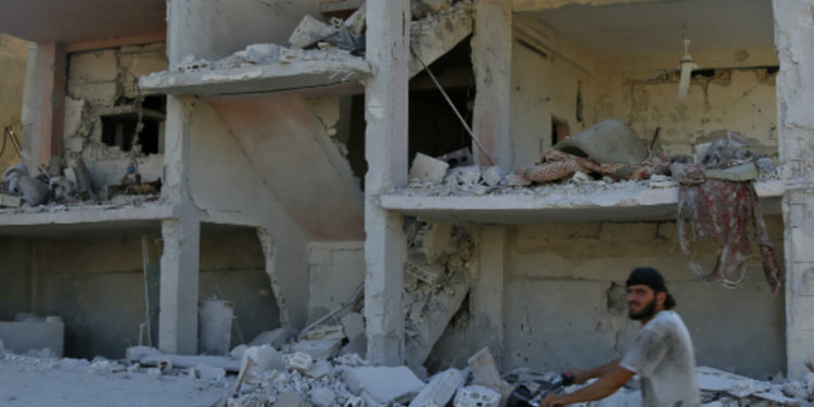 هجوم مرتقب في إدلب على طريق M4 قد يشكل كانتون لاجئين حدوديا يشبه غزة