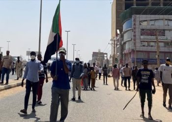 انهيار المقاومة الجزء الأول: الاحتجاج على الانتخابات