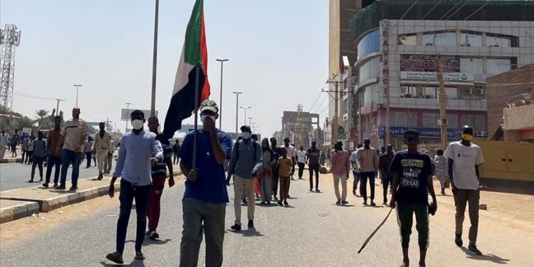 انهيار المقاومة الجزء الأول: الاحتجاج على الانتخابات