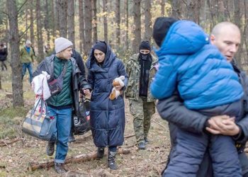 اللجنة الدستورية وأداء المعارضة السورية