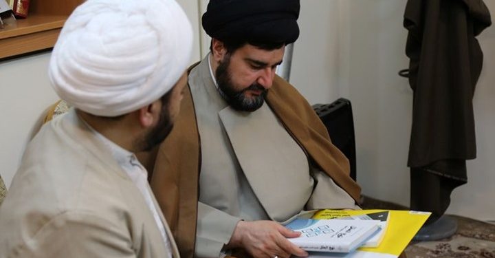 ماذا وراء إعلان مصادر إيرانية استئناف الزيارات «الدينية» إلى سورية؟