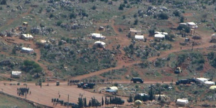 «الفرقة الرابعة» تتراجع شرق دمشق وحواجز أمنية تحل محلها