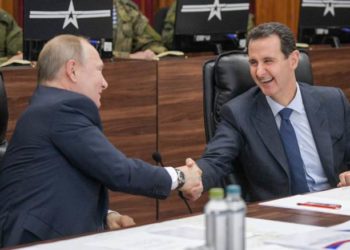 باحث بريطاني: روسيا لن تغادر سورية.. وبوتين ربط اسمه بالأسد وجرائمه للأبد