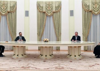 طهران تغازل الغرب من الشرق