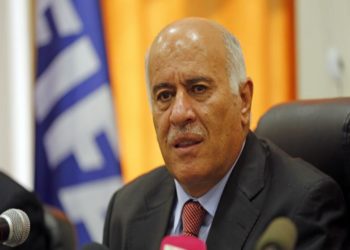 “فتح” المأزومة تخون تاريخها.!